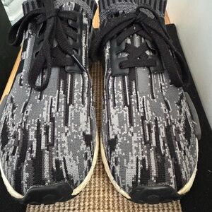 Men’s Coveted Adidas NMD R1 PRIME KNIT “CORE Black/GREY THREE”Sneakers